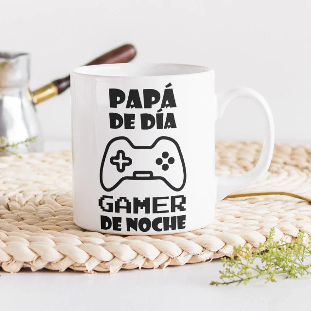 Taza gamer de noche