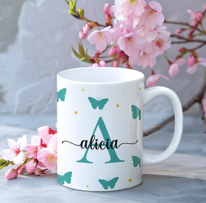 Taza mariposas con inicial y nombre